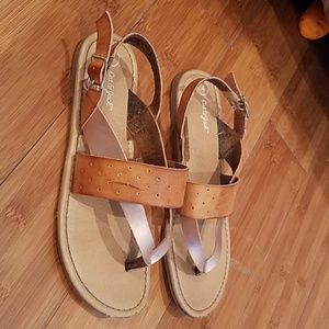 Kids sandals